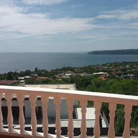 Family Casablanca فندق *