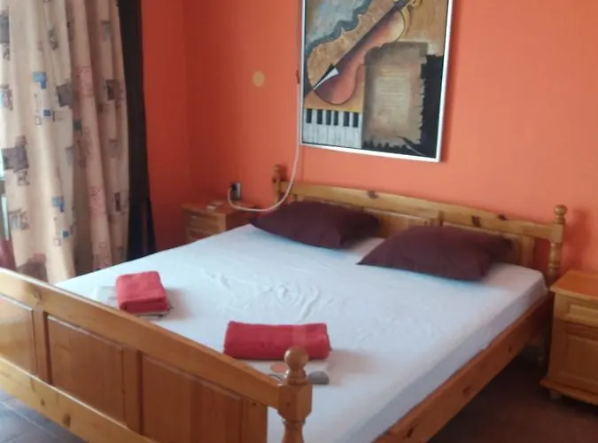 Family Casablanca * Várna