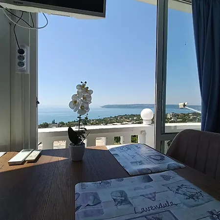 Family Casablanca Отель Варна